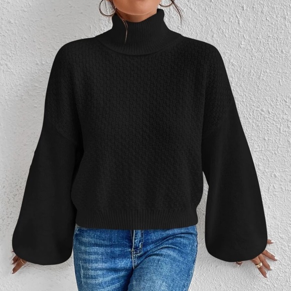 Cozy Turtleneck Reversible Balloon Sleeve Sweater - Picture 6 of 7